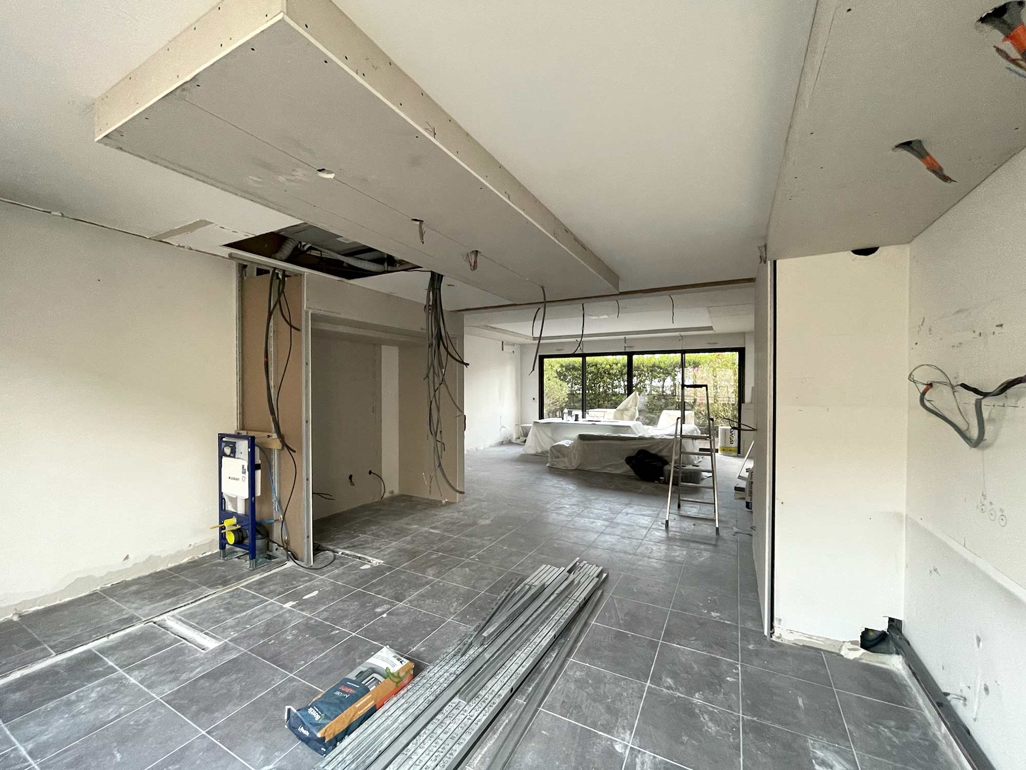 Նախքան վերանորոգումը / en travaux